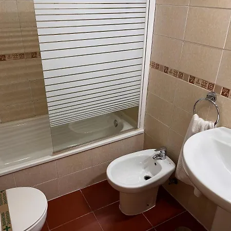 Apartment The Traveller'S House El Camerino Del Falla Con Wifi *