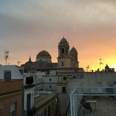 The Traveller'S House El Camerino Del Falla Con Wifi Apartment *